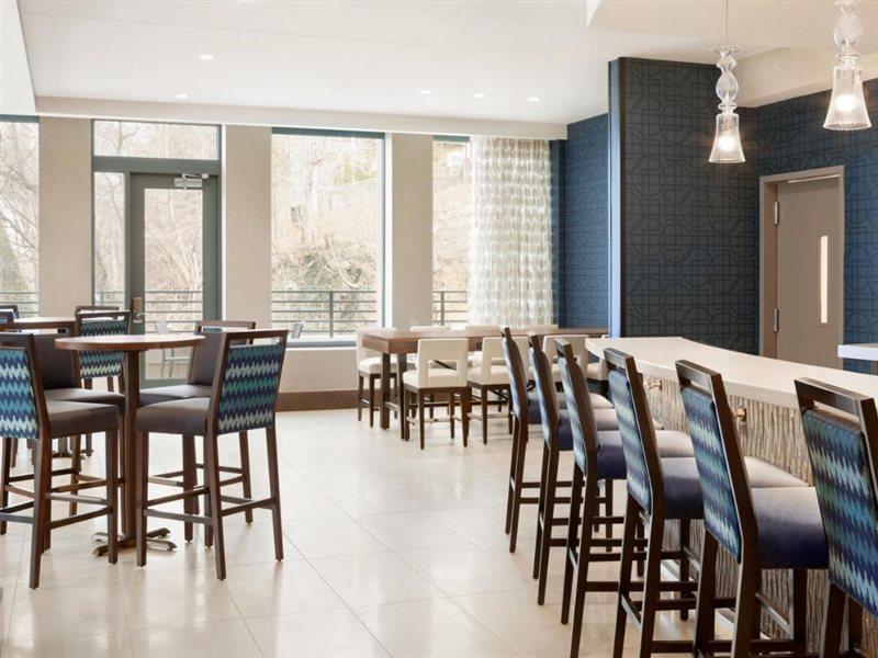 Homewood Suites By Hilton Arlington Rosslyn Key Bridge Exterior photo