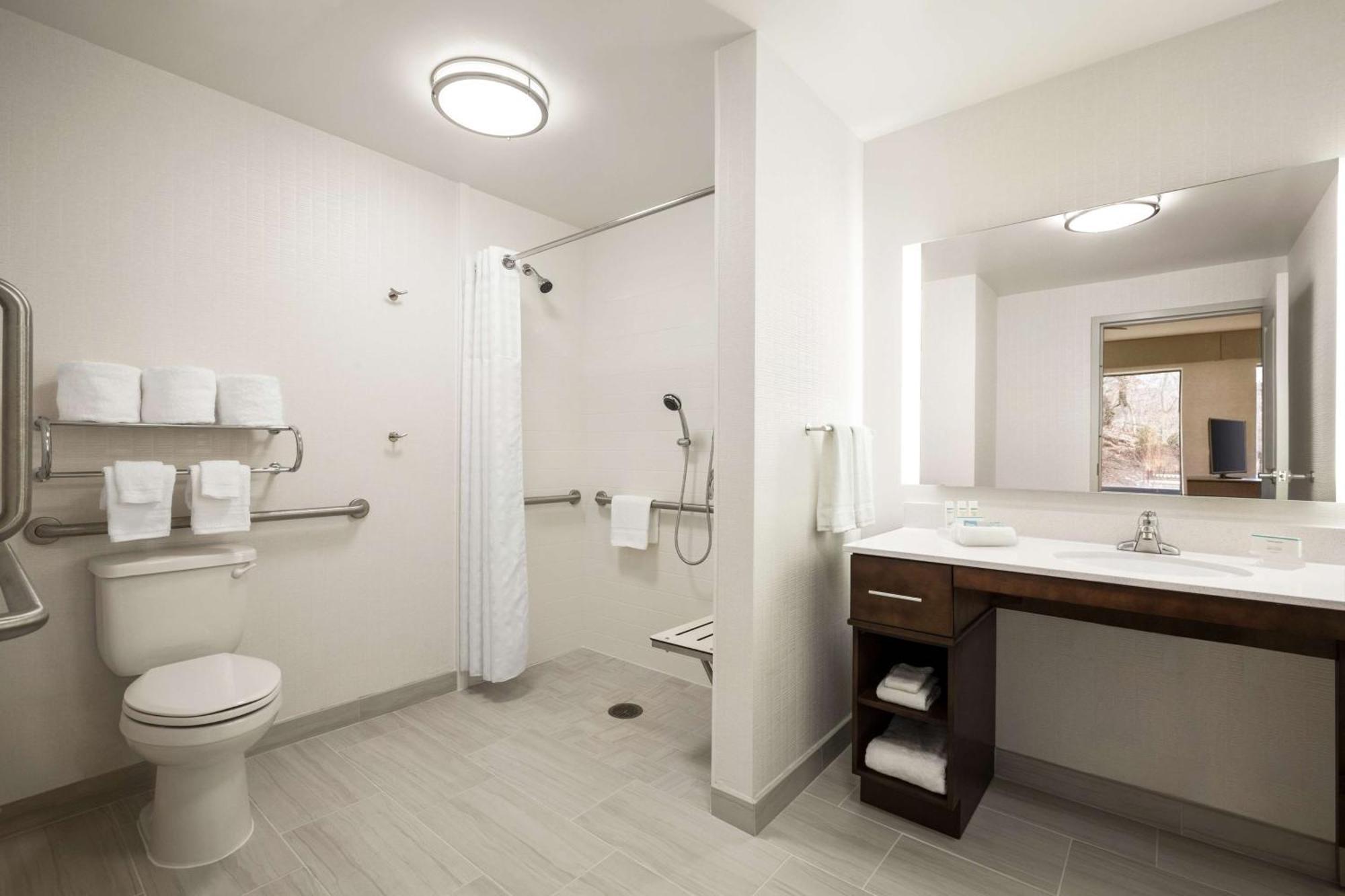 Homewood Suites By Hilton Arlington Rosslyn Key Bridge Exterior photo